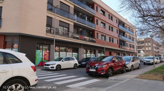  Local Comercial en avenida principal - TARRAGONA 