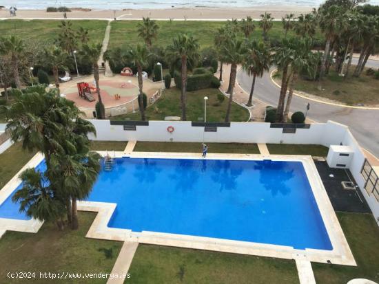 APARTAMENTO FRONTAL - PRIMERA LINEA DE PLAYA - CASTELLON