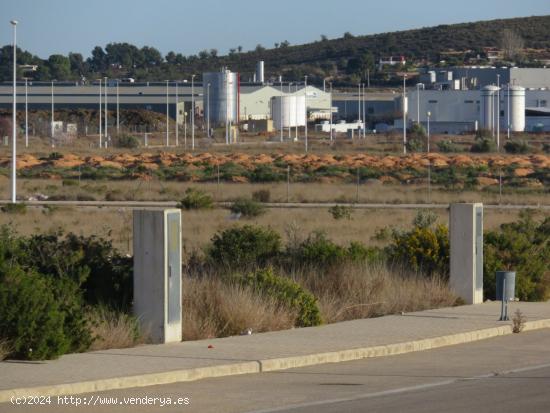 SOLARES INDUSTRIALES EN VENTA - VALENCIA