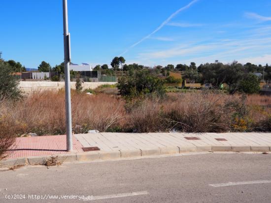 SUELO URBANO PARA CONST. DE ADOSADOS - VALENCIA