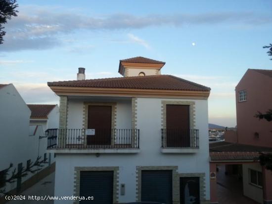  Se vende vivienda para terminar con local en planta baja, obra nueva. - MALAGA 