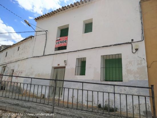 SE VENDE CASA DE PUEBLO EN ESCARICHE - GUADALAJARA