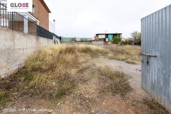  Venta de solar con proyecto de 2 casas pareadas en Ogíjares (Zona Lomalinda) - GRANADA 