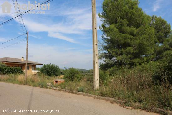 TERRENO URBANIZABLE DE 574 M CON ACCESO ASFALTADO - BARCELONA