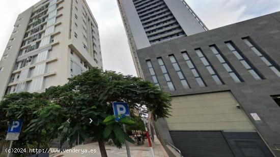  PISO DUPLEX DE GRANDES DIMENSIONES EN LA TORRE - SANTA CRUZ DE TENERIFE 