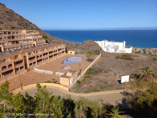  ESPECTACULARES APARTAMENTOS EN COMUNIDAD FRENTE AL MAR - ALMERIA 