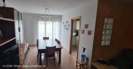 CÉNTRICO PISO EN VENTA EN TORREDEMBARRA - TARRAGONA