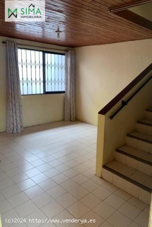 SE VENDE CASA DE 2 PISOS  RECREO - MURCIA