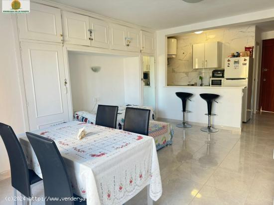 Apartamento de 2 habitaciones con licencia turistica en Rincon de Loix , Benidorm. - ALICANTE