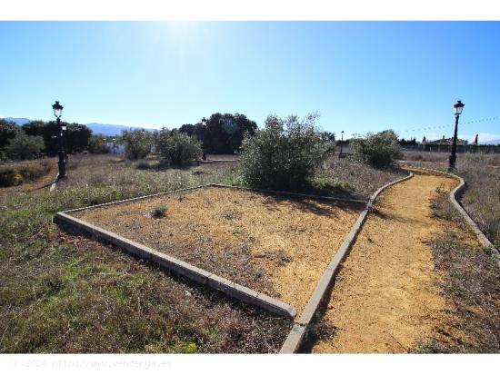 SE VENDE PARCELA URBANIZABLE EN URBANIZACIÓN LOS PICACHOS - MALAGA