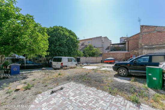 🏡 ¡Anuncio de Terreno en el Centro de Cúllar Vega! 🏡 - GRANADA