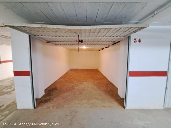 CABINA CERRADA EN VENTA. GARAJE COMUNITARIO - VALENCIA