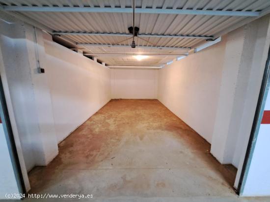 CABINA CERRADA EN VENTA. GARAJE COMUNITARIO - VALENCIA