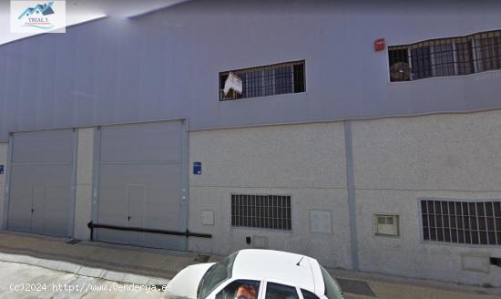 Venta nave industrial en Alcalá de Guadaira (Sevilla) - SEVILLA