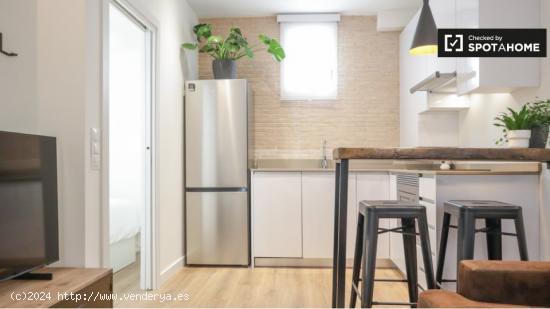 Apartamento de 1 dormitorio en alquiler en Centro - MADRID