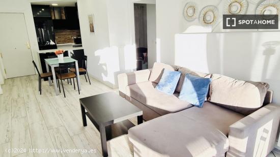 Apartamento de 2 dormitorios en alquiler en Bellas Vistas - MADRID