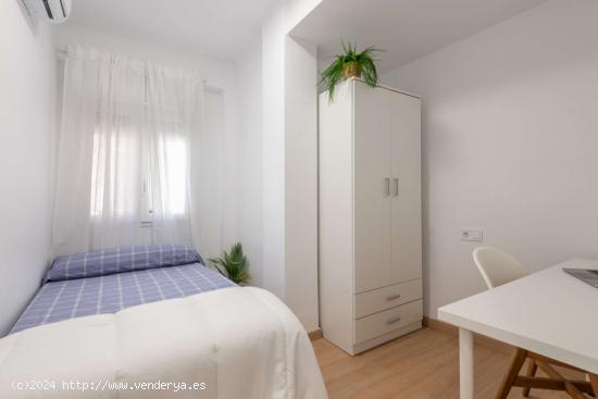 Habitación en piso compartido en Cartagena - MURCIA