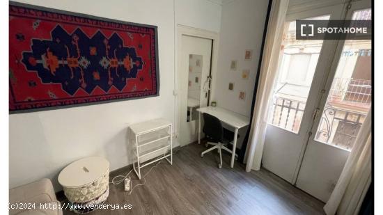 Estudio en alquiler en Ciutat Vella, Barcelona - BARCELONA