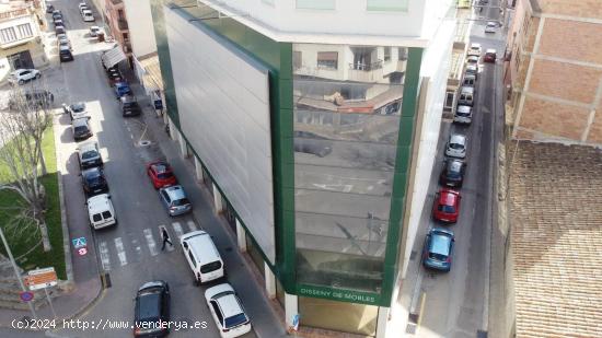 EDIFICIO DE SEIS PLANTAS EN MANACOR - BALEARES