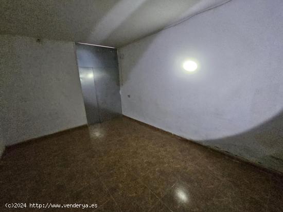 OPORTUNIDAD PISO PARA REFORMAR EN VENTA EN EL CENTRO DE CALELLA , BARCELONA - BARCELONA