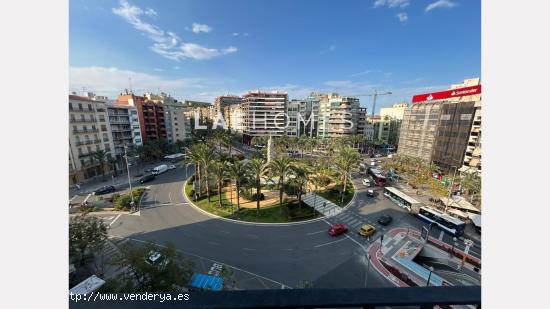 Ático en Plaza de los Luceros - ALICANTE