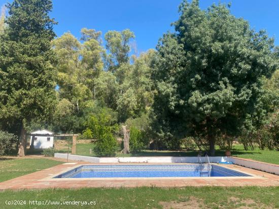 MARAVILLOSO CORTIJO ANDALUZ  EN SAN PABLO DE BUCEITE - CADIZ