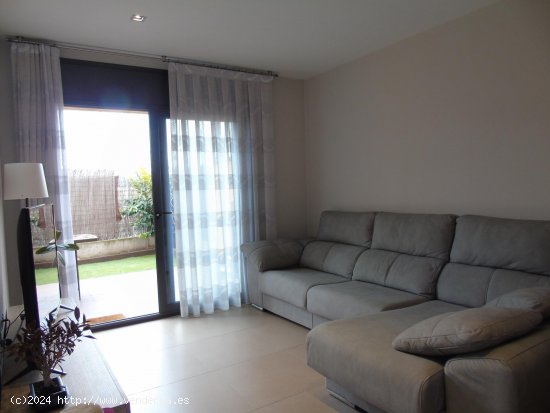 Unifamiliar adosada en venta  en Vic - Barcelona