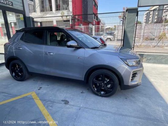  Hyundai Tivoli ( G15 Limited 4x2 )  - Madrid 