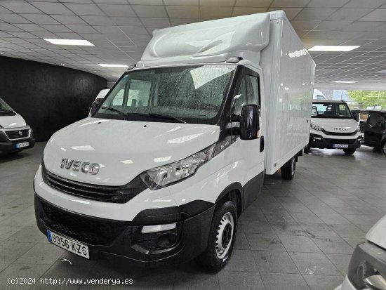 Iveco Daily 35C14 CHASIS CABINA CON PLATAFORMA ELEVADORA 2.3TD 136CV - Lugo