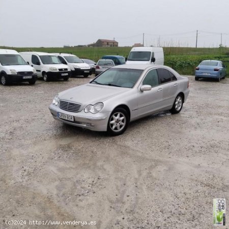  MERCEDES Clase C en venta en Miengo (Cantabria) - Miengo 