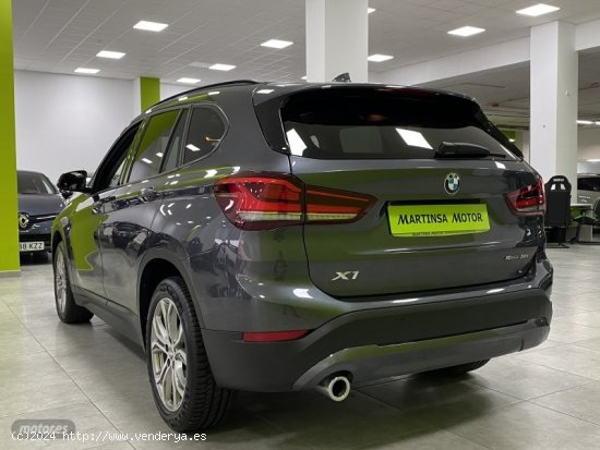 BMW X1 sDrive Advantage 18i 140CV AT7 de 2021 con 32.000 Km por 28.800 EUR. en Malaga