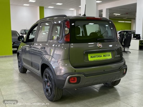 Fiat Panda Cross 1.0 Hybrid 51kW (70cv) de 2023 con 33.000 Km por 14.800 EUR. en Malaga