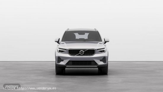 Volvo XC40 1.5 T4 PHEV RECHARGE CORE DCT 211 5P de 2023 con 10.755 Km por 39.900 EUR. en Malaga