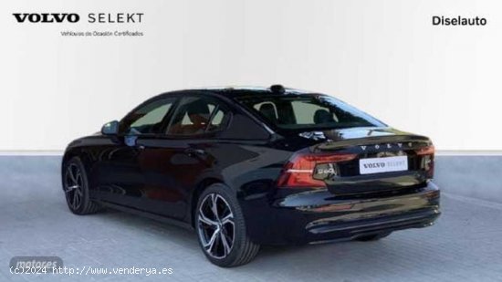 Volvo S60 2.0 B4 P PLUS DARK DCT 197 4P de 2023 con 13.548 Km por 37.900 EUR. en Barcelona