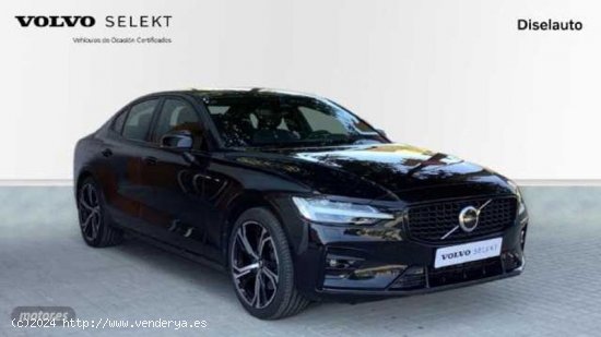 Volvo S60 2.0 B4 P PLUS DARK DCT 197 4P de 2023 con 13.548 Km por 37.900 EUR. en Barcelona