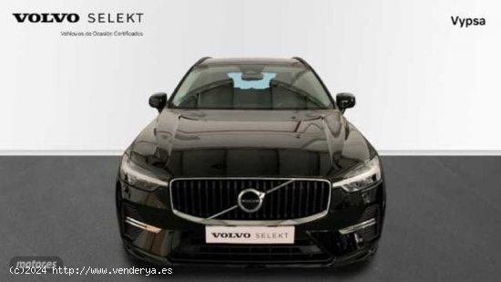 Volvo XC 60 2.0 B4 D CORE AUTO 197 5P de 2023 con 29.407 Km por 43.900 EUR. en Malaga