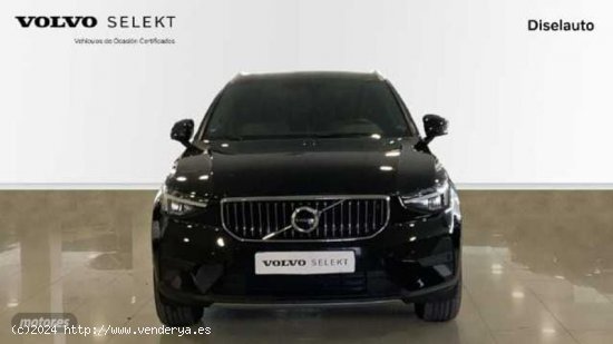 Volvo XC40 XC40 Recharge Core, T4 plug-in hybrid, Electrico de 2023 con 13.056 Km por 40.500 EUR. en