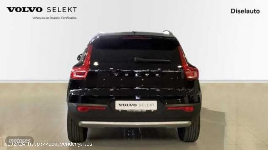 Volvo XC40 XC40 Recharge Core, T4 plug-in hybrid, Electrico de 2023 con 13.056 Km por 40.500 EUR. en