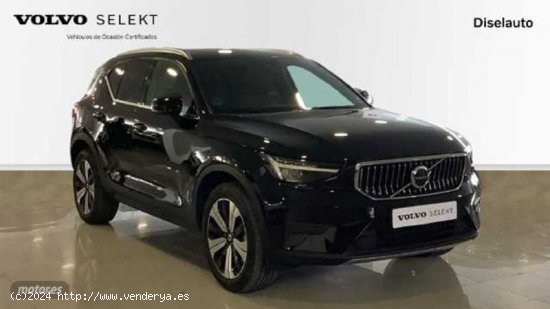 Volvo XC40 XC40 Recharge Core, T4 plug-in hybrid, Electrico de 2023 con 13.056 Km por 40.500 EUR. en