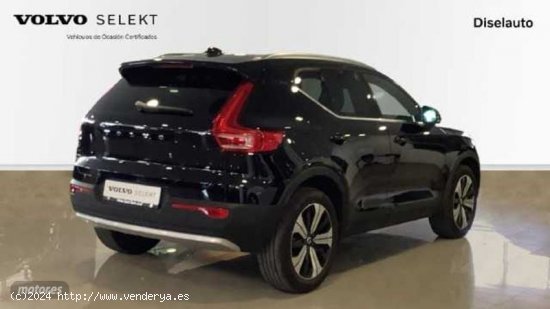 Volvo XC40 XC40 Recharge Core, T4 plug-in hybrid, Electrico de 2023 con 13.056 Km por 40.500 EUR. en