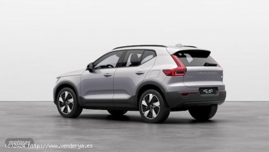 Volvo XC40 BEV 69KWH RECHARGE PLUS 238 5P de 2023 con 10 Km por 38.900 EUR. en Malaga