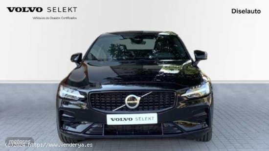 Volvo S60 2.0 B4 P PLUS DARK DCT 197 4P de 2023 con 6.775 Km por 37.900 EUR. en Barcelona