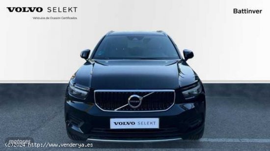 Volvo XC40 2.0 B4 G MOMENTUM PRO AUTO 4WD 197 5P de 2021 con 36.328 Km por 32.500 EUR. en Madrid