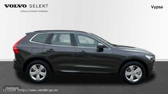 Volvo XC 60 2.0 B4 D CORE AUTO 197 5P de 2022 con 29.290 Km por 43.900 EUR. en Cordoba