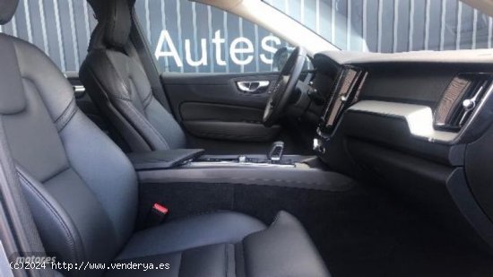 Volvo XC 60 XC60 Bright Plus B4 (gasolina) Automatic de 2023 con 15.193 Km por 44.900 EUR. en Pontev