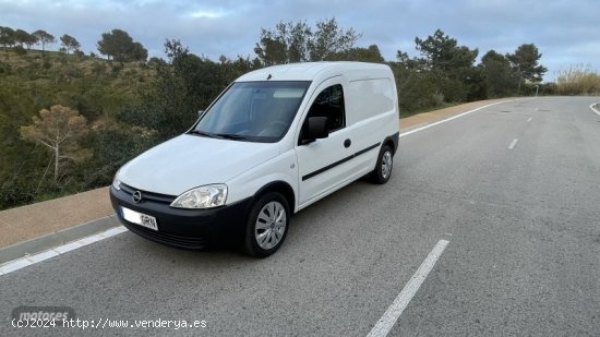 Opel Combo OPEL COMBO 1.3 CDTI 75CV DEL 4-11-2009 CON 153.661KM de 2009 con 153.661 Km por 5.450 EUR