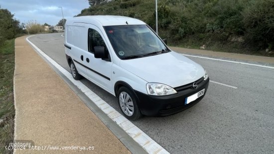 Opel Combo OPEL COMBO 1.3 CDTI 75CV DEL 4-11-2009 CON 153.661KM de 2009 con 153.661 Km por 5.450 EUR