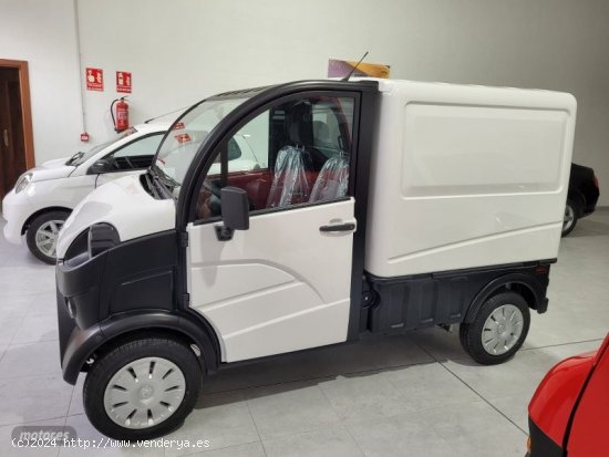  Aixam D-Truck Furgon Van  caja de aluminio de 2022 por 16.999 EUR. en Salamanca 