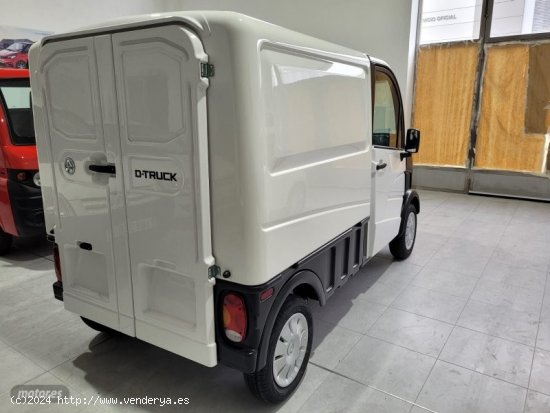 Aixam D-Truck Furgon Van  caja de aluminio de 2022 por 16.999 EUR. en Salamanca