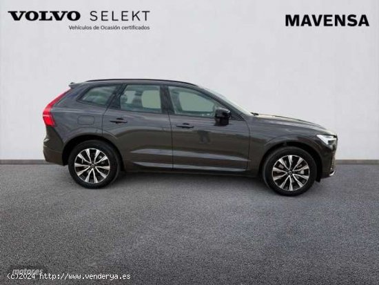 Volvo XC 60 XC60 Plus, B4 Semihibrido, Diesel, Dark de 2023 con 19.627 Km por 47.900 EUR. en Badajoz